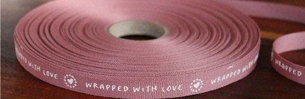 Wrapped With Love - Light Cream On Rose Pink