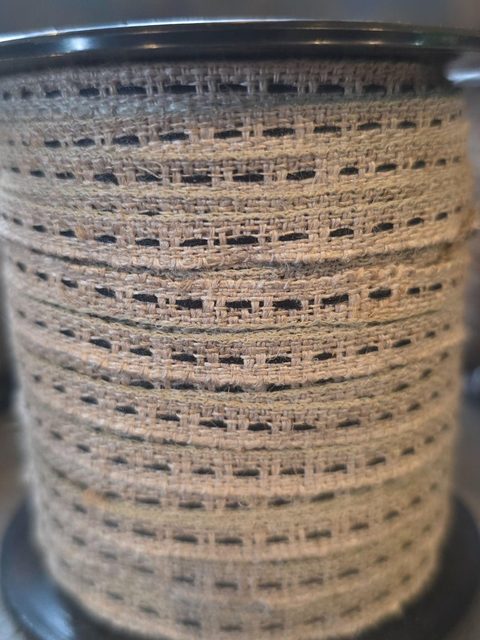 Linen With Black Single Saddle Stitch