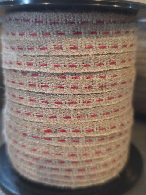 Linen With Red Single Saddle Stitch